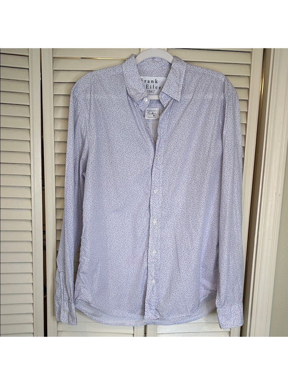 Frank & Eileen Light Blue Micro-Print Long-Sleeve Button-Down Shirt